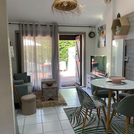 Jolie Maison Au Golf Lacanau Exteriör bild