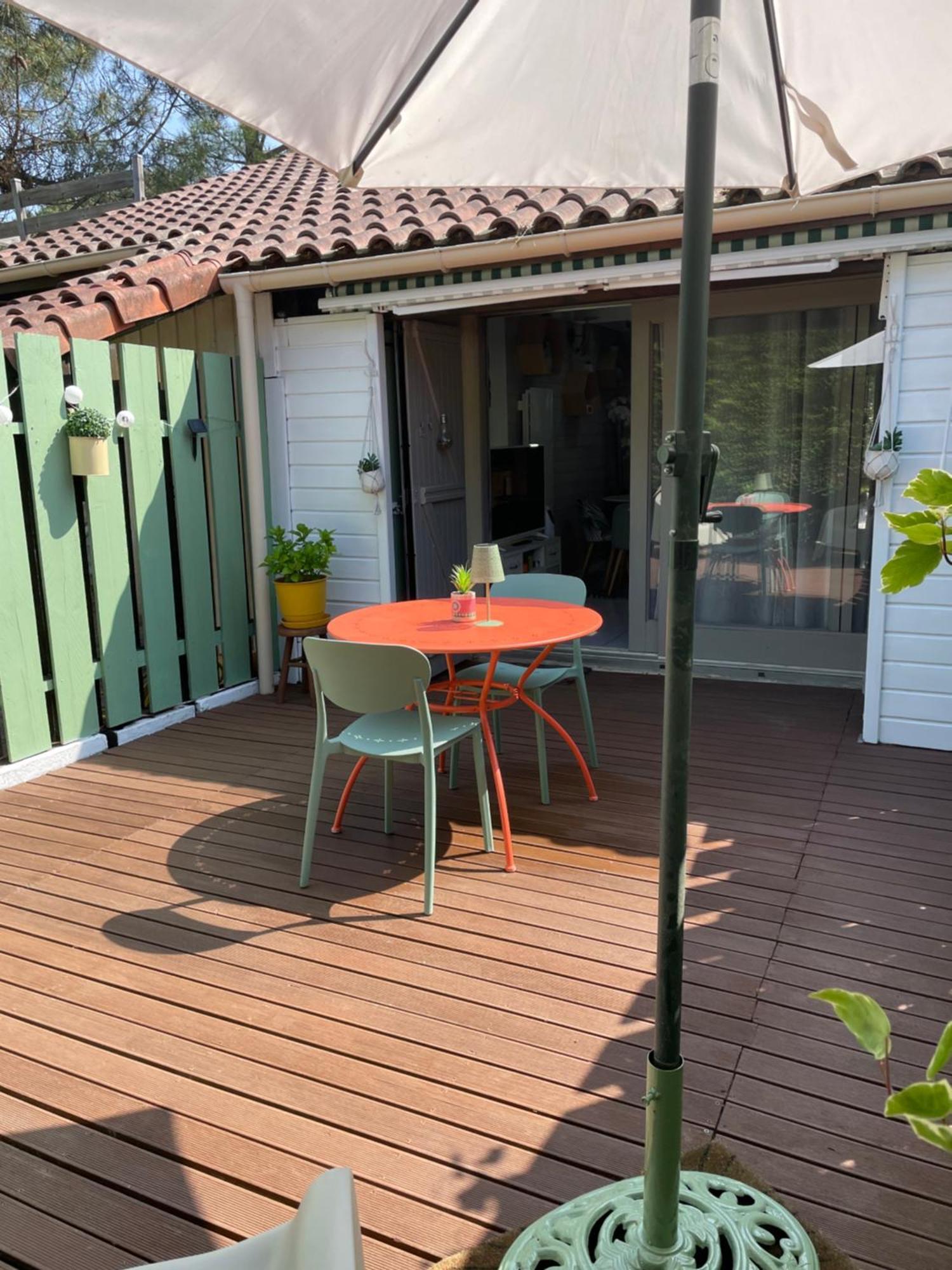 Jolie Maison Au Golf Lacanau Exteriör bild